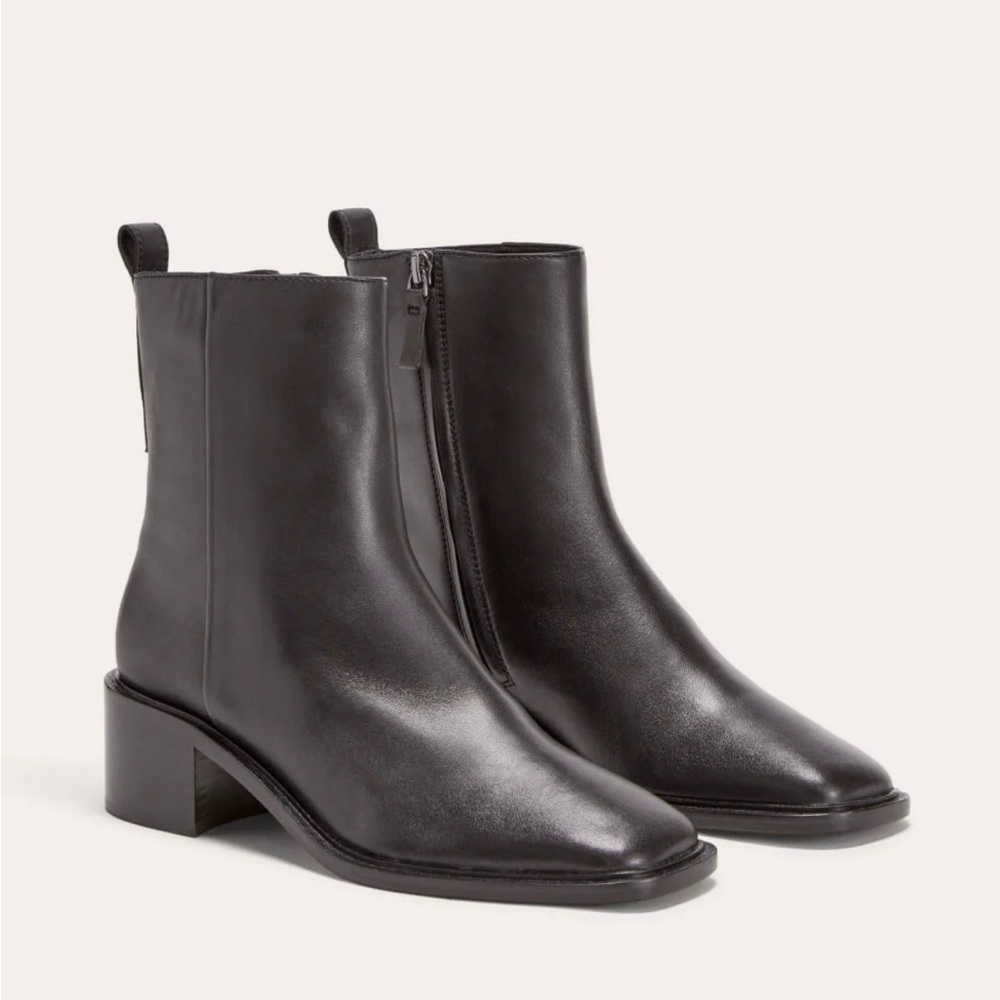 Everlane Black Leather Side-Zip Ankle Boots